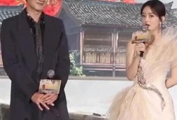 娱乐圈最新八卦爆料,明星恋情曝光，豪门恩怨再起波澜！